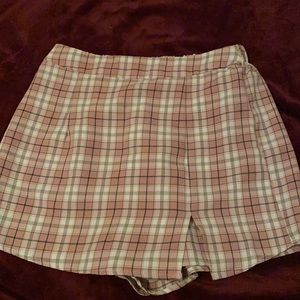 Short looking skirt pattern